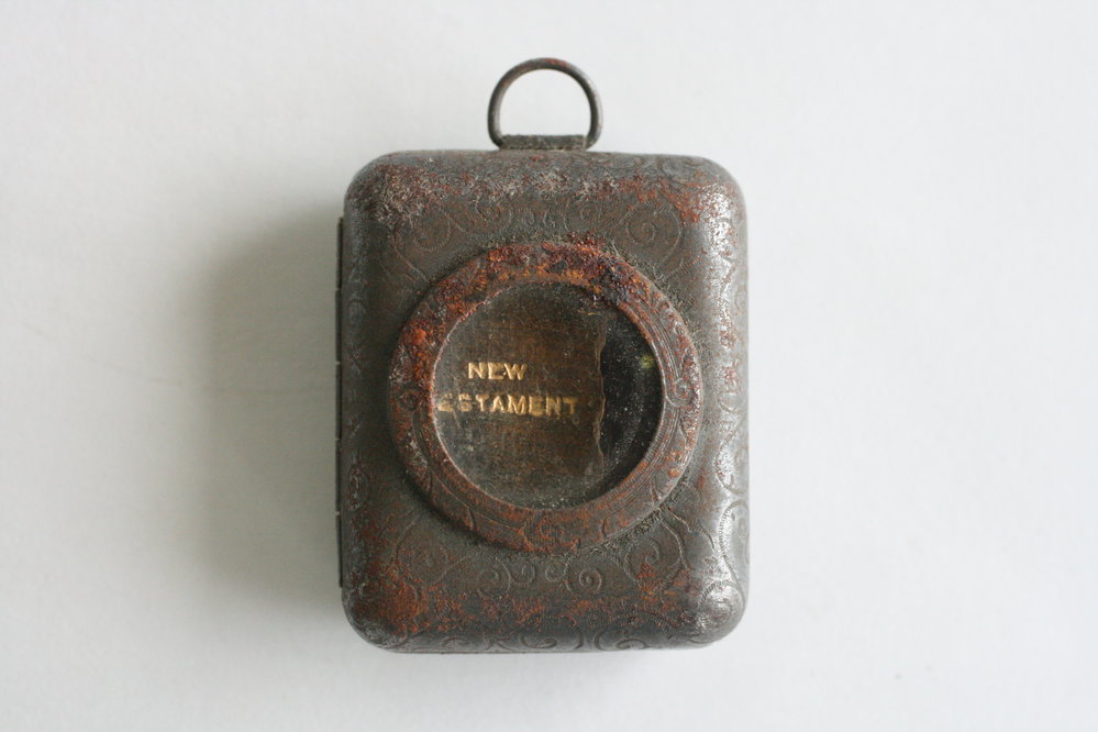 Miniature New Testament Bible in Metal Case