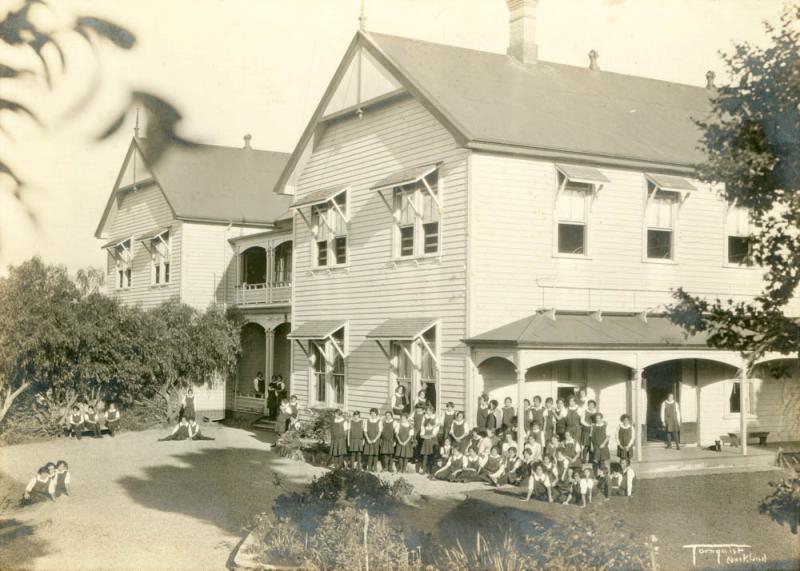 Queen Victoria School