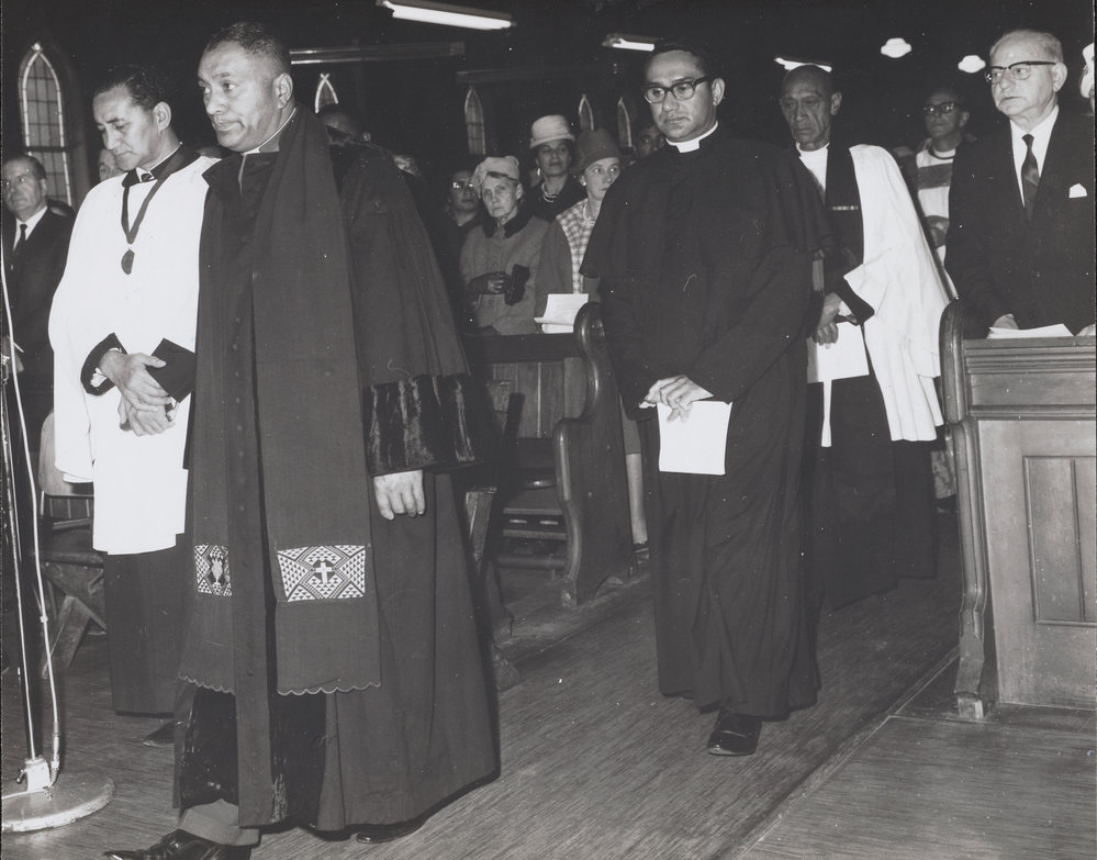 Procession into Holy Sepulchre 2