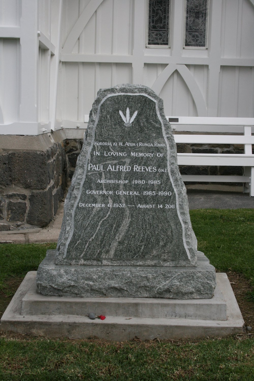 Sir Paul Reeves Grave