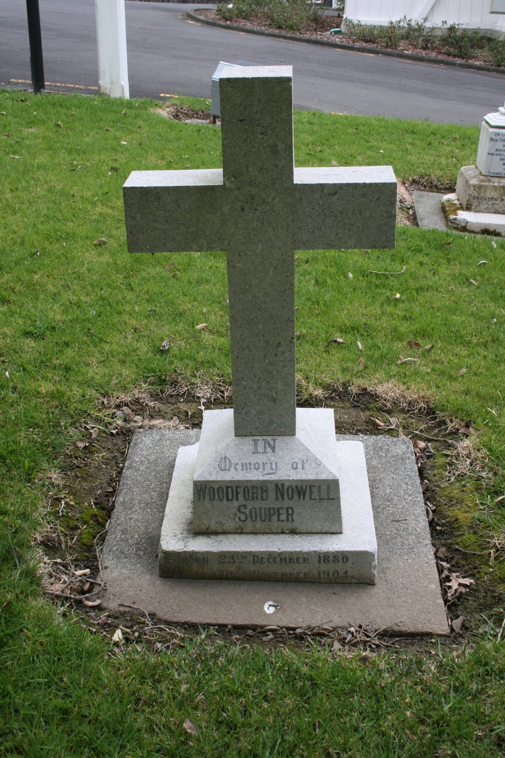 Woodford Nowell Souper Grave