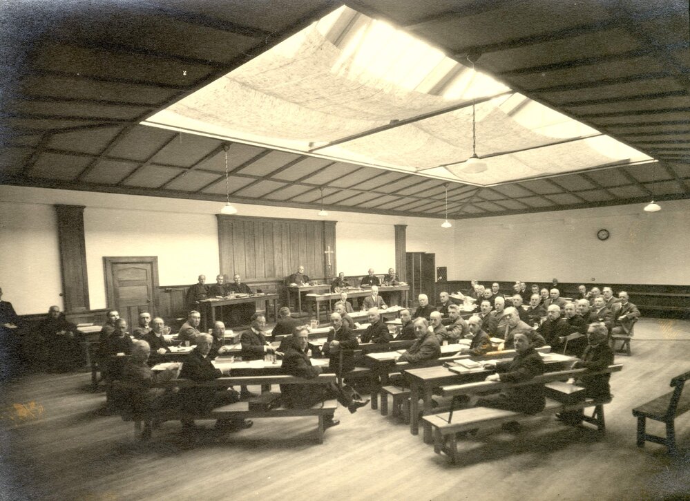 Unidentified Synod in progress