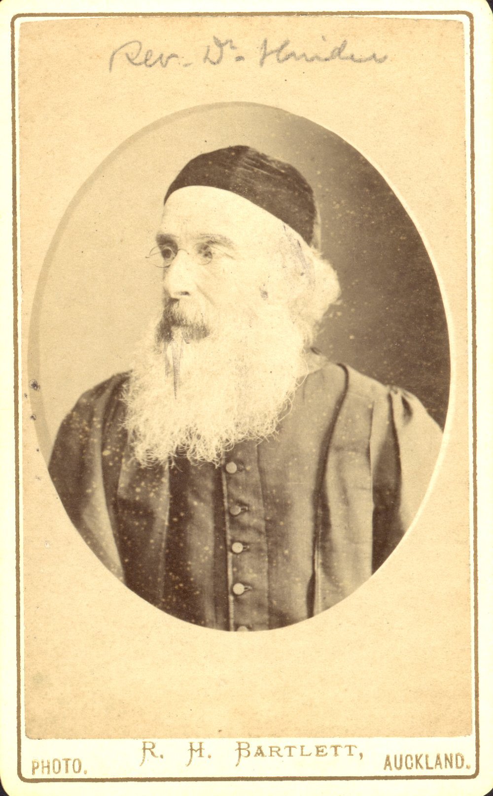 Carte de visite of Rev. John Kinder