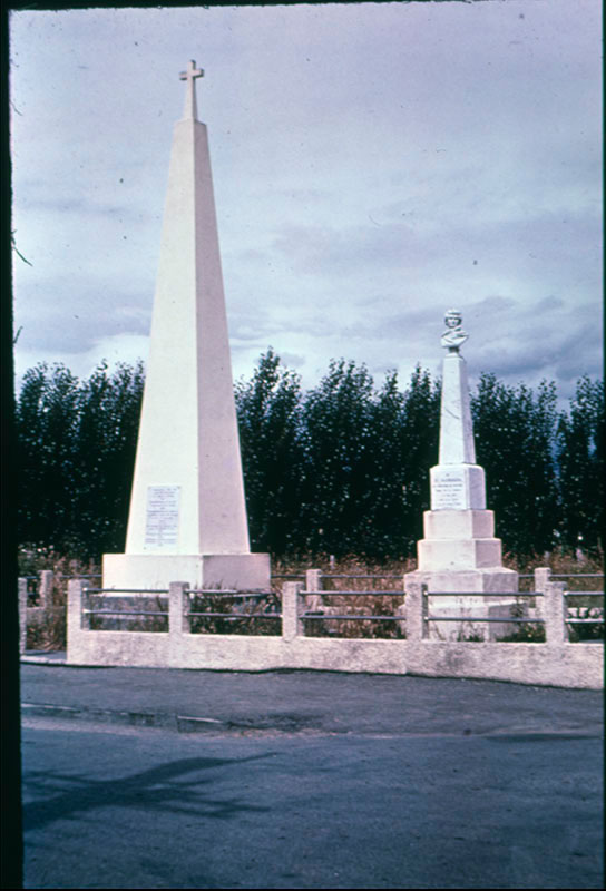 Te Rauparaha memorial