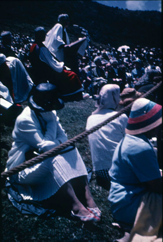 Congregation at Oihi Bay