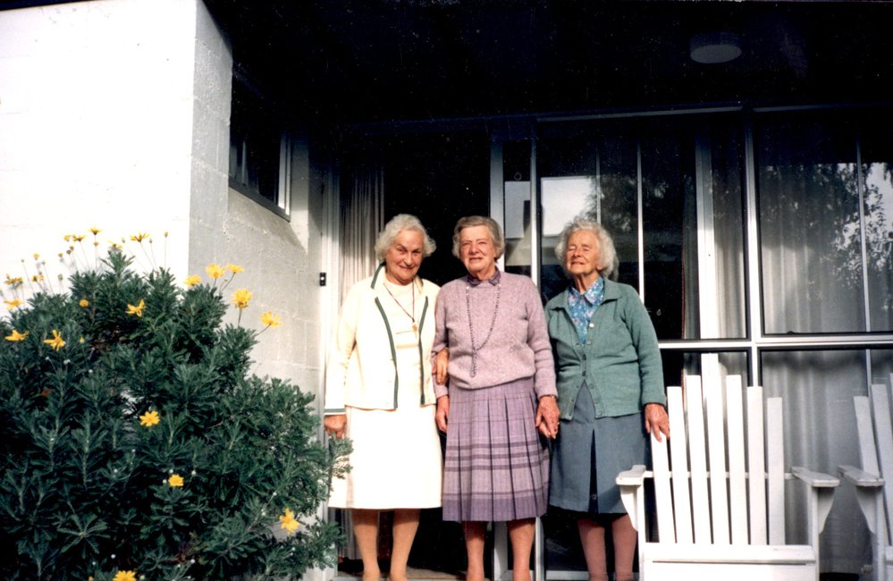 Group of three older women, probably the Opie sisters
