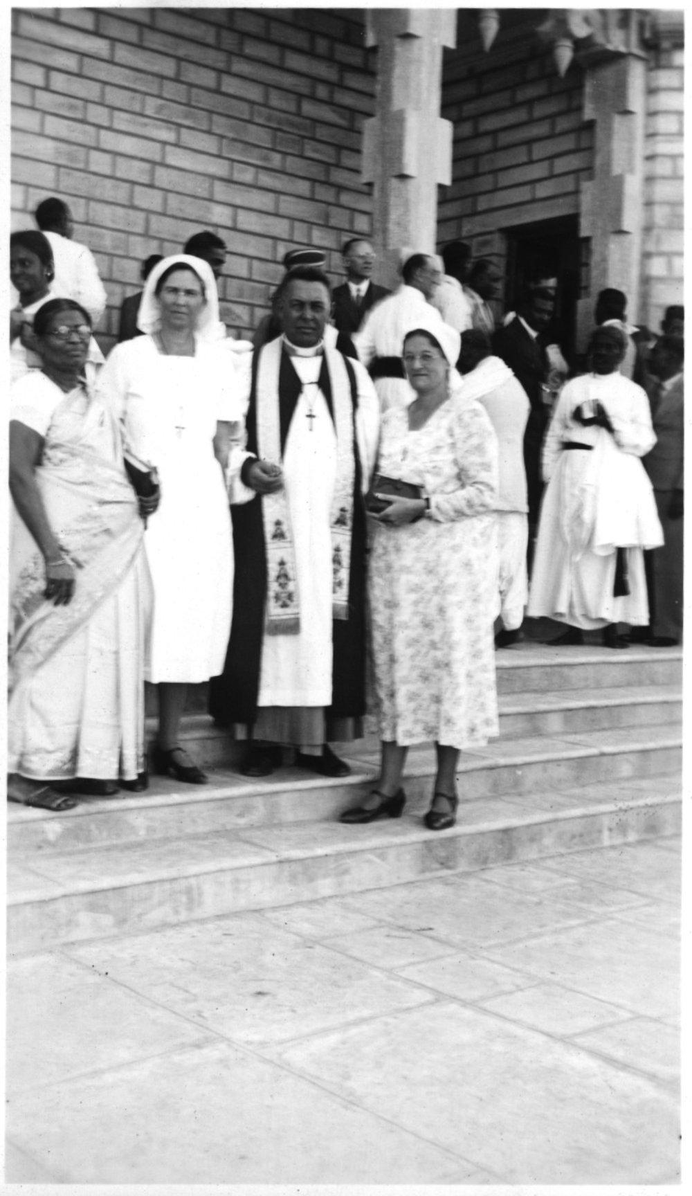 Three New Zealanders with Mrs. Azariah