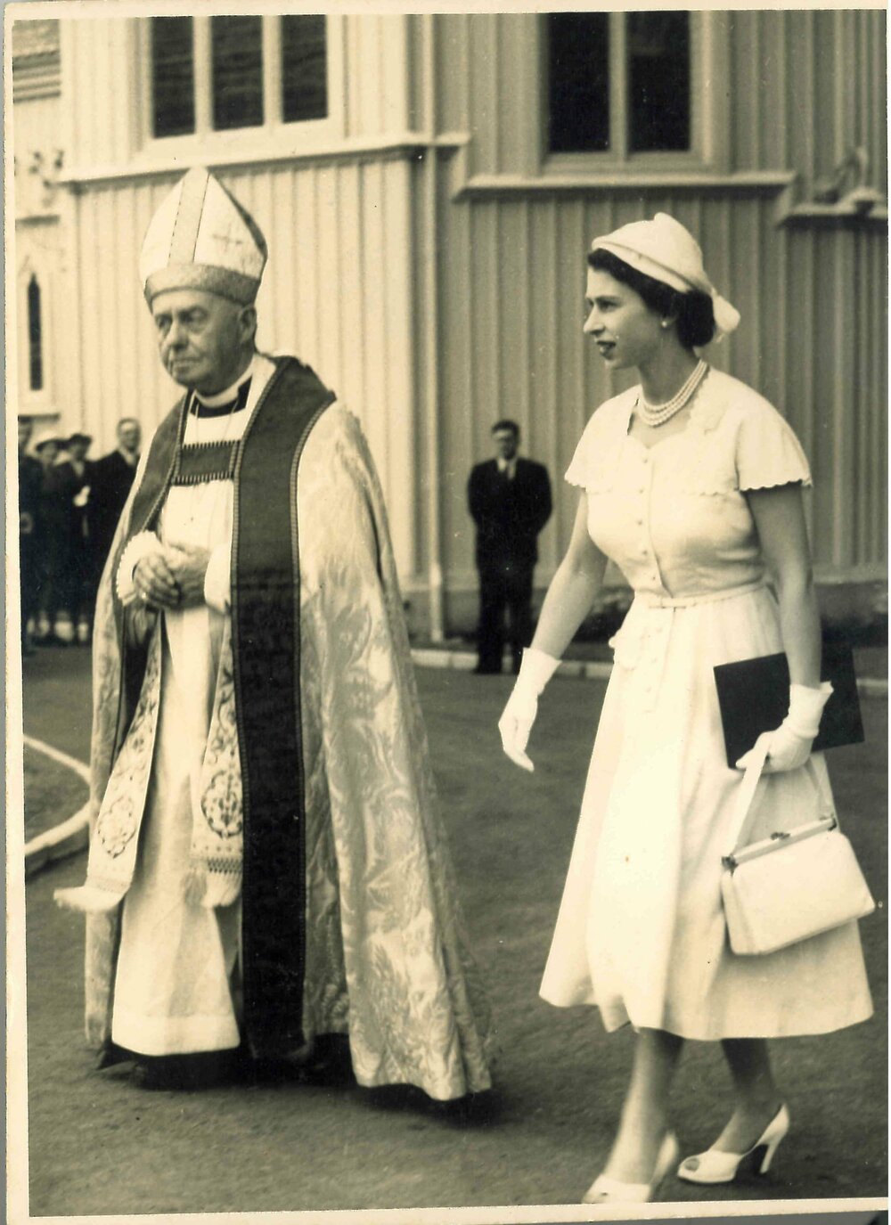 HM Queen Elizabeth II Visits St Mary's Cathedral, 1953