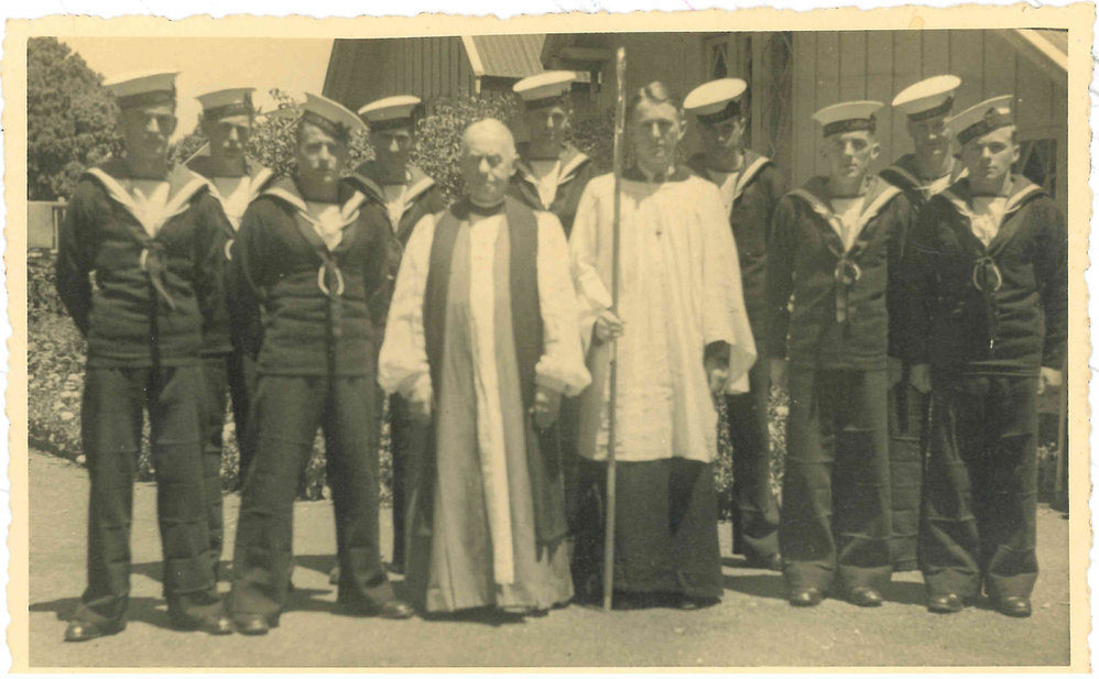 Bishop Simkin with HMNZS Tamaki sailors, 1944