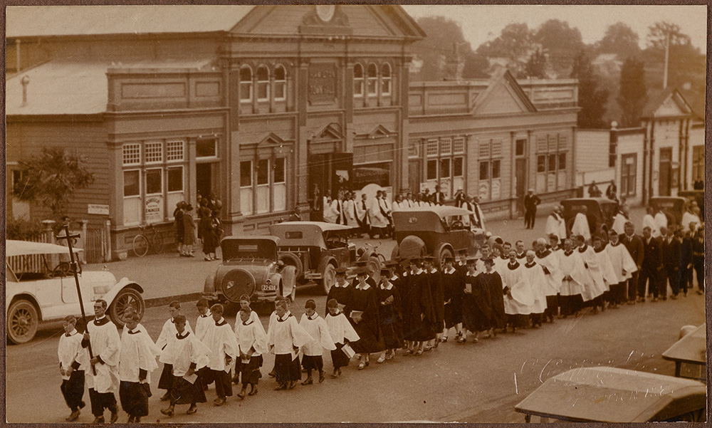 St Peter's Cathedral, Hamilton