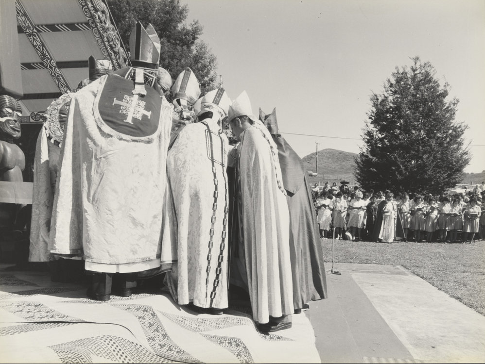 Consecration of Whakahuihui Vercoe