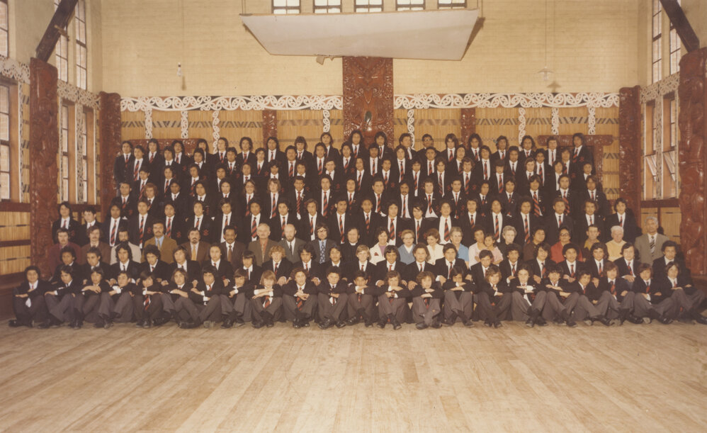 Te Aute College school and staff 1975 ( ? ) 