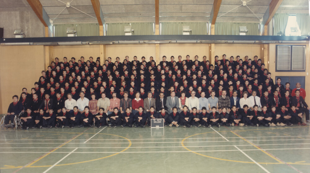 Te Aute College school and staff 1986 