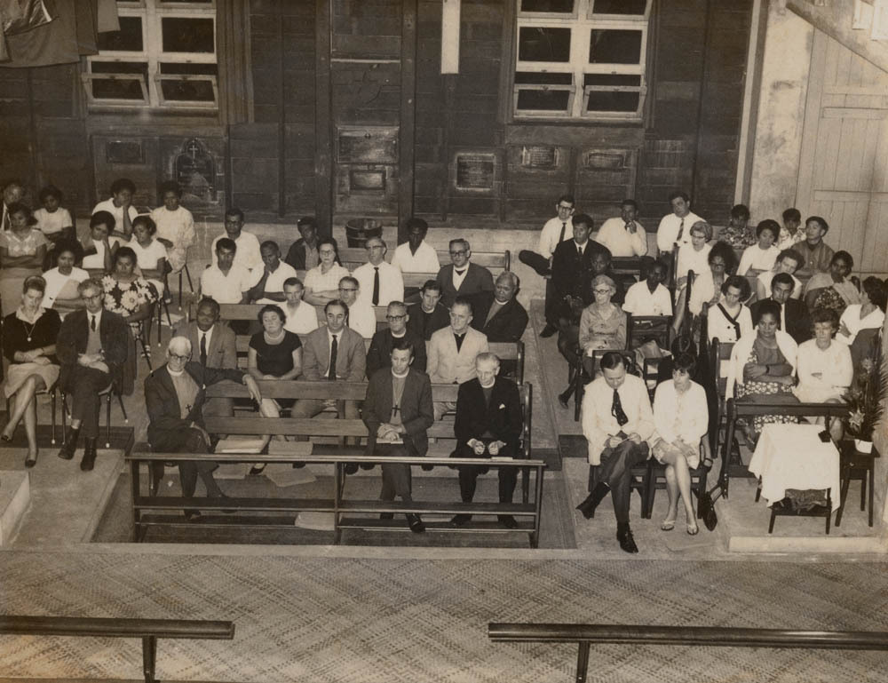 Charles Whonsbon-Aston delivering the William Floyd memorial lecture