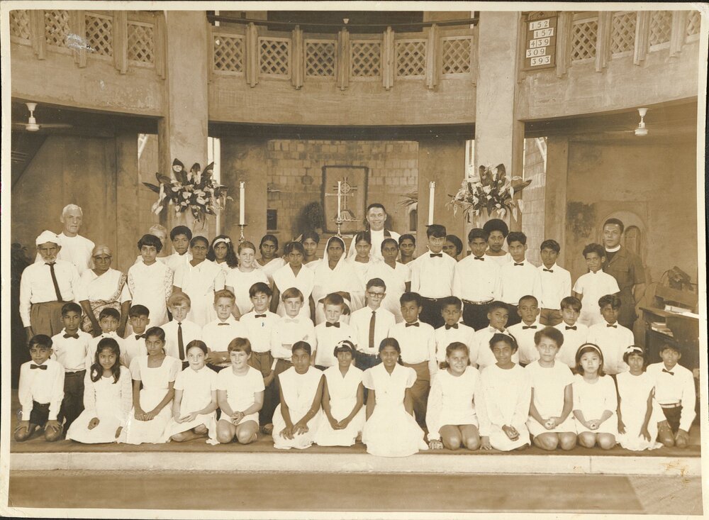 Confirmation candidates, Holy Trinity Cathedral