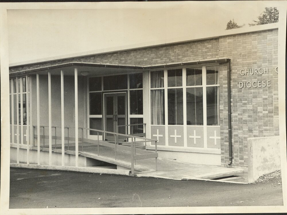 Hall dedication, 25? October 1952, sepia, 2 prints [Regal Studios]