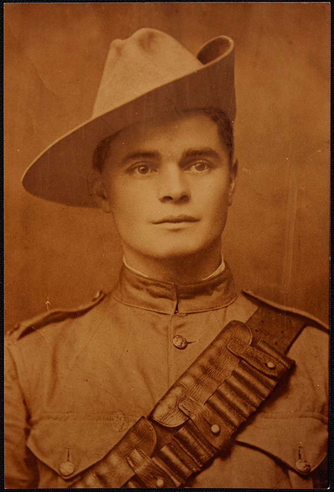 Albert James Rusden portrait wearing Boer War Uniform