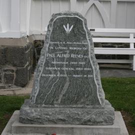 Sir Paul Reeves Grave