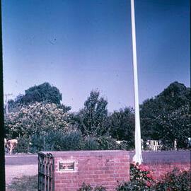 Waerenga-a-hika flagpole