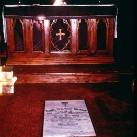 Volkner's grave memorial