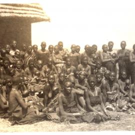 Mothers and babes at Kibondo