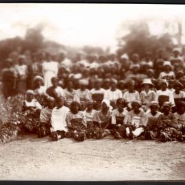 Yoruba Mission, Owa, Christian women