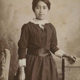 Portrait of a Young Māori Woman