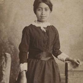Portraits of young Maori women, probably Hukarere students