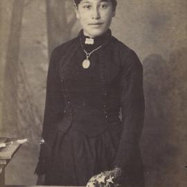 Portrait of a Young Māori Woman