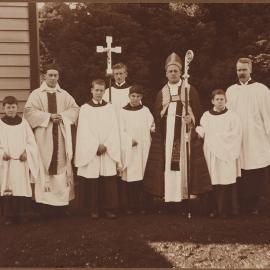 Unidentified clergy, Taumaranui