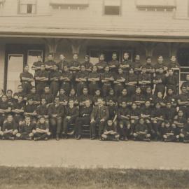 Te Aute College school and staff 1915 or 1918
