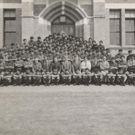 Te Aute College school and staff circa 1970