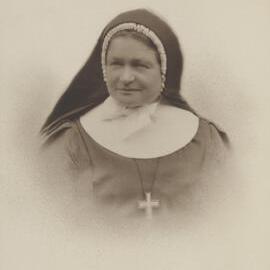 Edith Mellish ( Sister Superior and Foundress of the Community of the Sacred Name, 1893-1922)