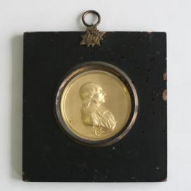 John William Circular gold raised portrait